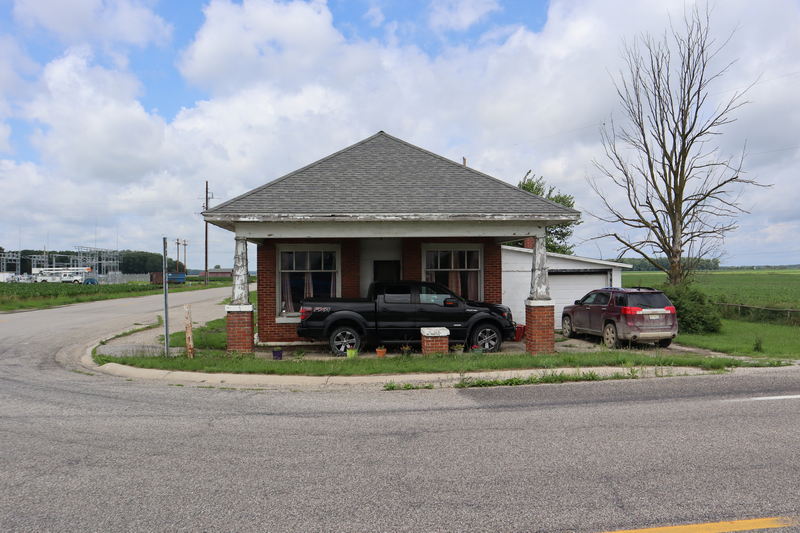 Newark Gas Station and General Store - June 2021 Photo (newer photo)
